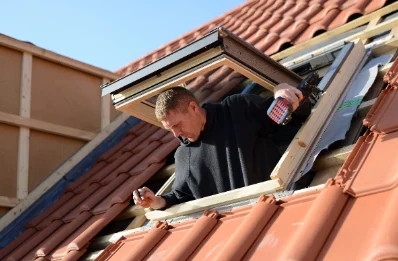 Pose de fenêtres de toit Velux à Montcuit